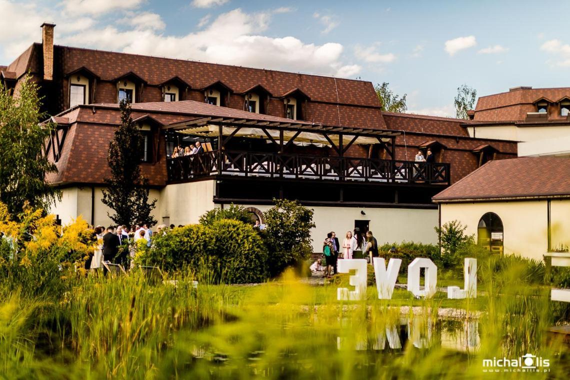 Hotel Rozdroze Nieborow Bagian luar foto