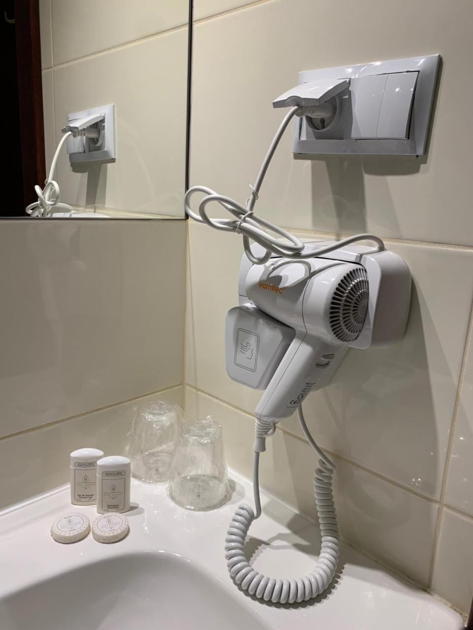 Hotel Rozdroze Nieborow Bagian luar foto