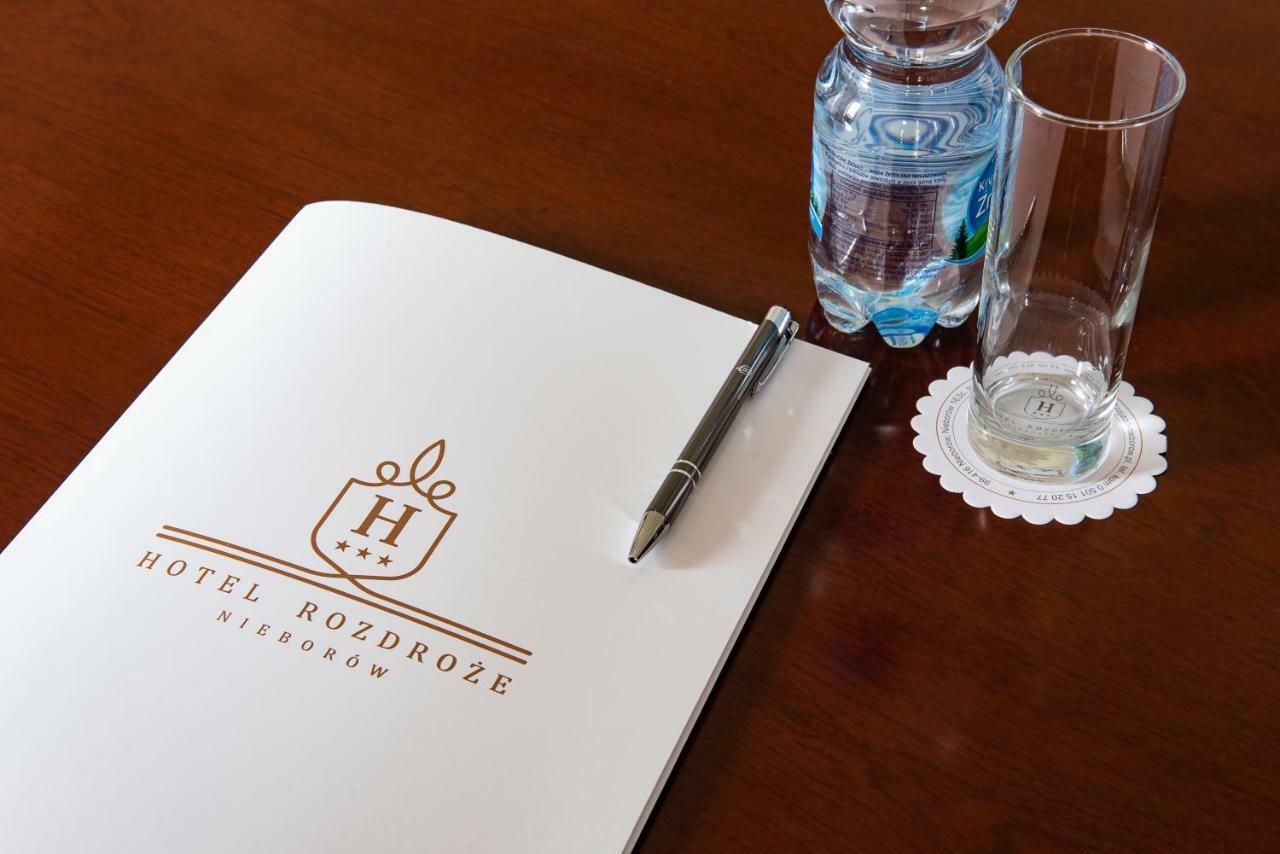 Hotel Rozdroze Nieborow Bagian luar foto