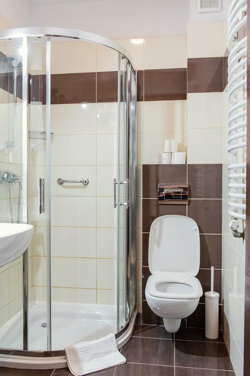 Hotel Rozdroze Nieborow Bagian luar foto